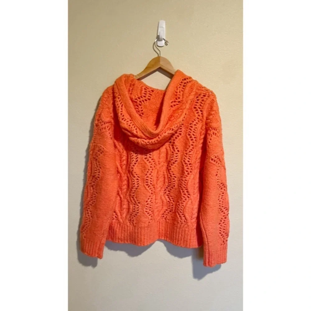 Pilcro Anthropologie Oversized Yarn Knit Cable-Knit Hoodie in Coral L